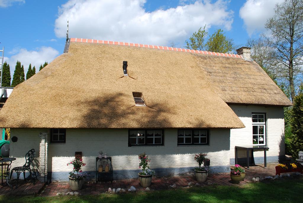 Vakantiehuis "It Koaihus" Jistrum Экстерьер фото